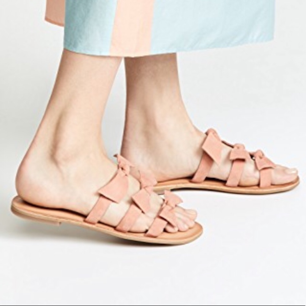 JEFFREY CAMPBELL ATONE BOW SANDAL 💕